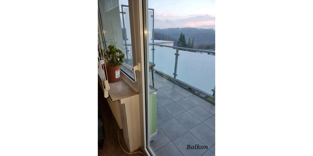 Etagenwohnung Remscheid Reinshagen - 4 Zimmer, 84 m&sup2;, 180.000&euro; | Angebot:24980634