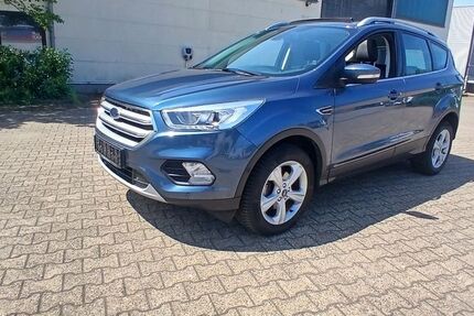 Ford Kuga 175.000 km 9.500 &euro; Grevenbroich 41515
