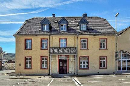 Gewerbeobjekt Overath Untereschbach - 6 Zimmer, 133 m&sup2;, 185.000&euro; | Angebot:24252029