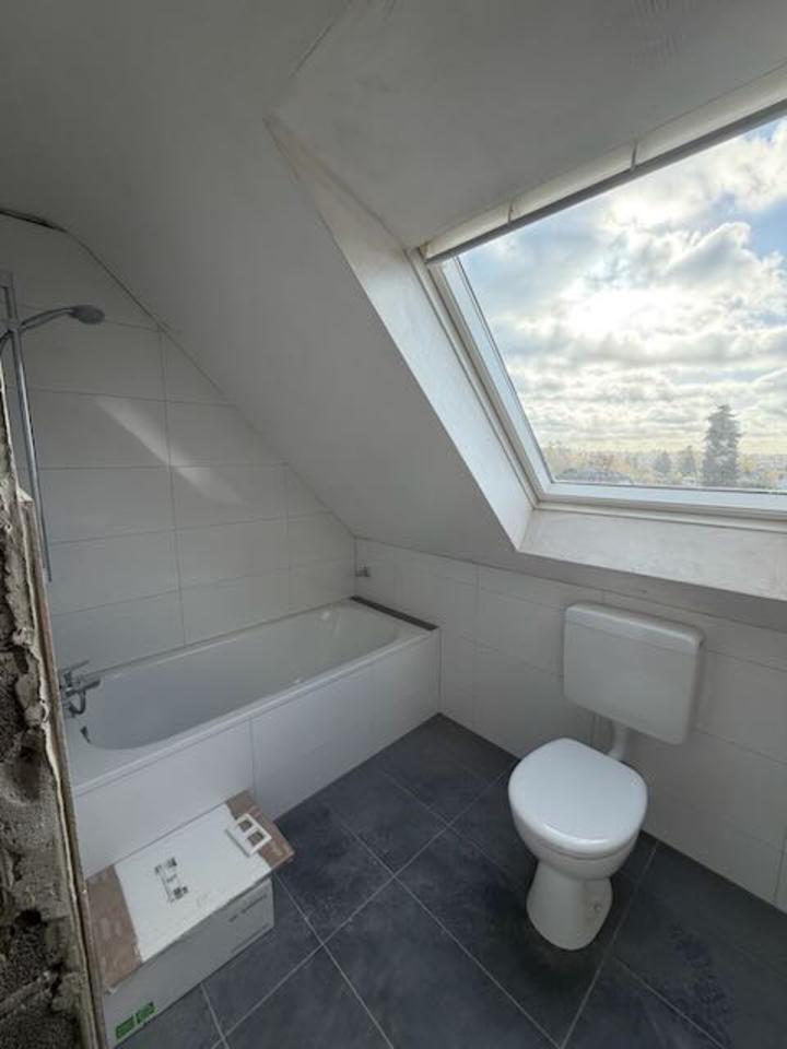 2-Zimmer-Wohnung, 54 m², komplett saniert, ab 01.01.2026 zimmer