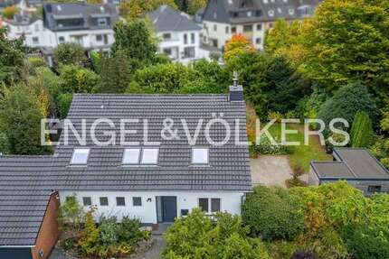 Haus zum Kaufen in Köln 1.250.000 € 200 m² 5 zimmer