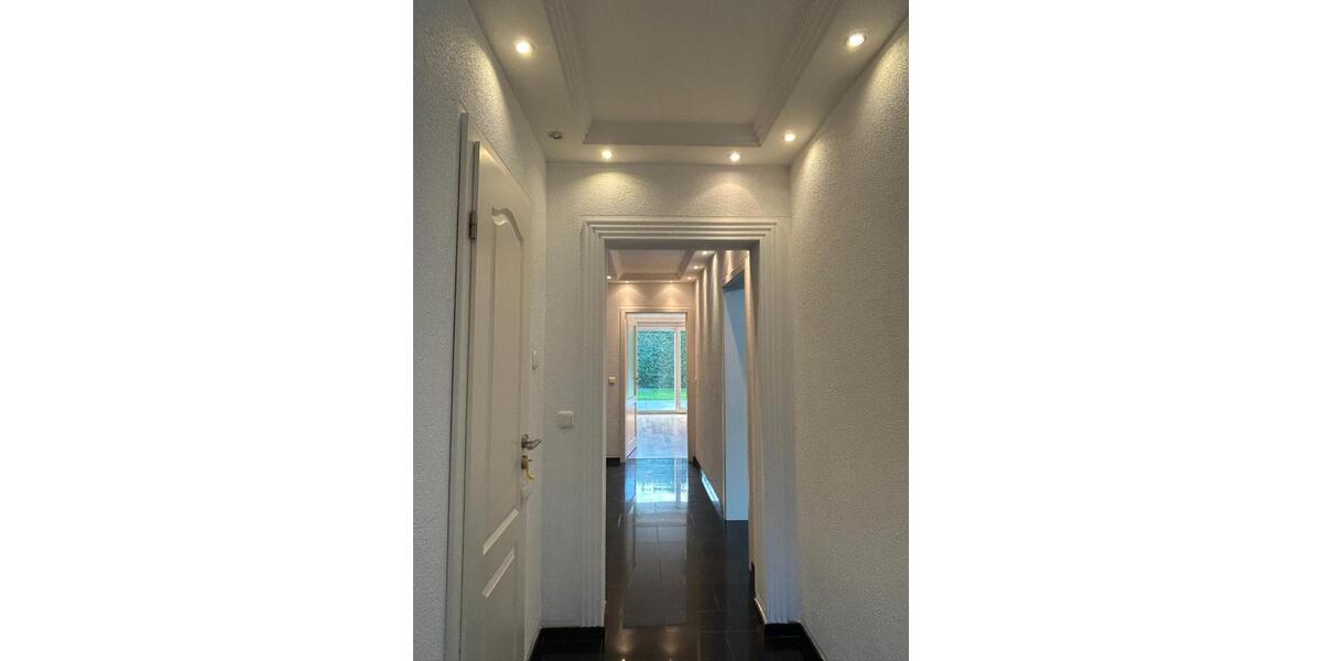 Reihenhaus Leverkusen Opladen - 5 Zimmer, 186 m&sup2;, 2.550&euro; | Angebot:27614993