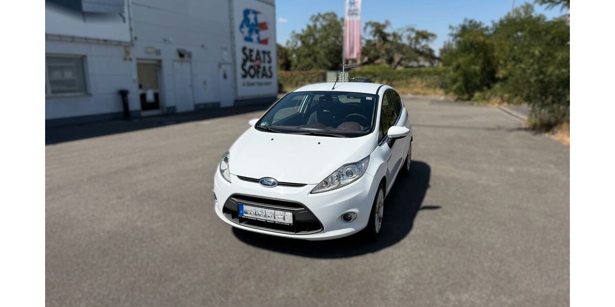 Ford Fiesta 153.600 km 2.900 &euro; Leichlingen (Rheinland) 42799