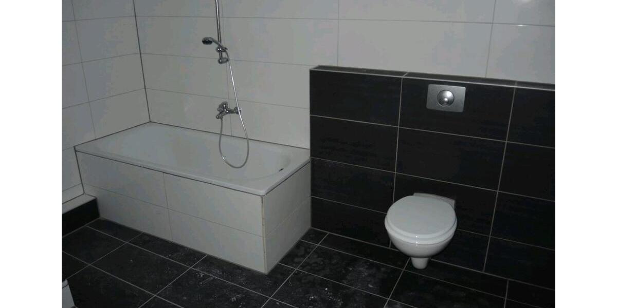 Erdgeschoßwohnung Bergisch Gladbach - 2 Zimmer, 75 m&sup2;, 1.200&euro; | Angebot:24808583