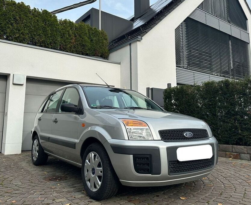 Ford Fusion 6.700 km 7.990 € Köln 51145