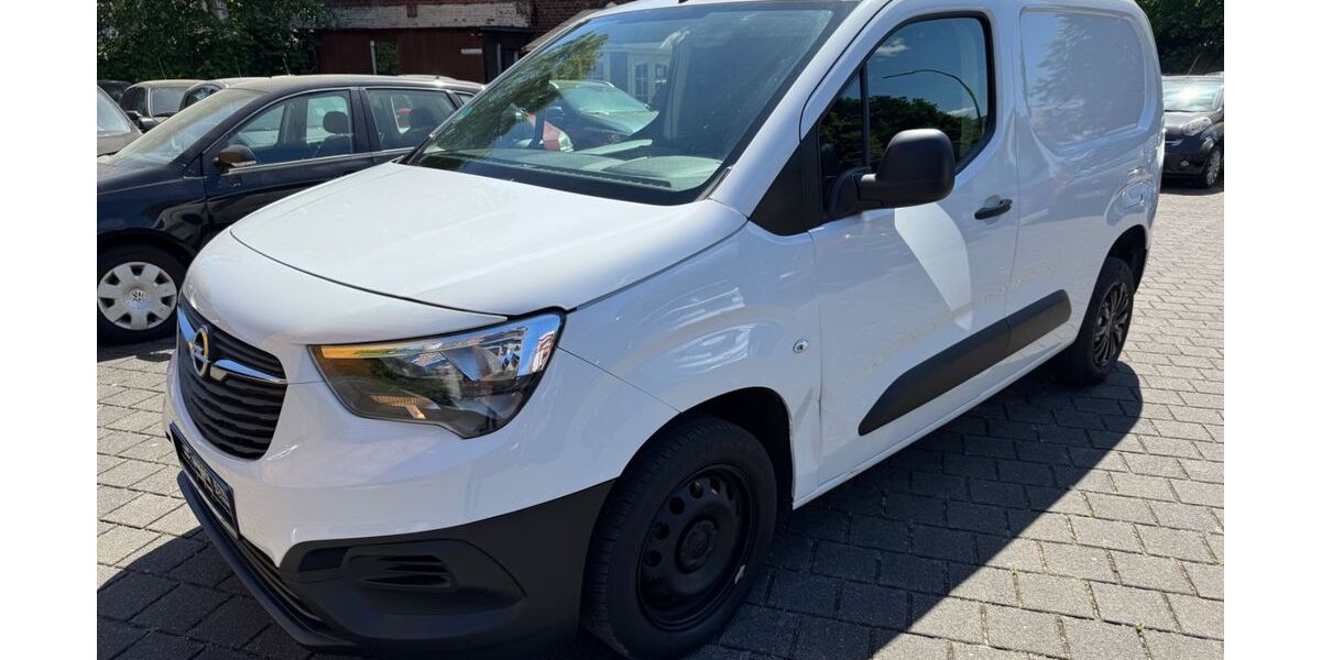 Opel Combo 91.000 km 8.999 &euro; Neuss 41462