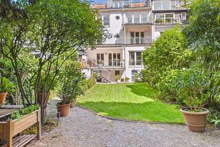 Haus zum Kaufen in Köln 2.600.000 € 395.07 m² 9 zimmer