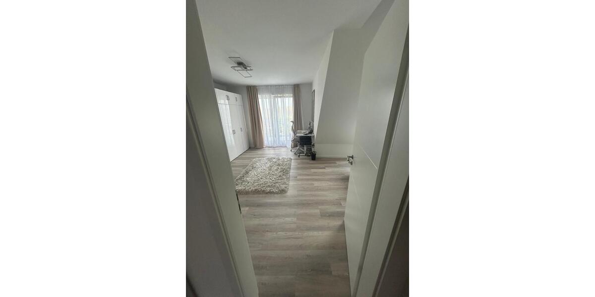 Doppelhaushälfte Mettmann - 4 Zimmer, 135 m&sup2;, 2.250&euro; | Angebot:26268365