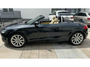 Audi TT Coupe/Roadster 2.0 TFSI Roadster 155.400 km 9.699 &euro; Troisdorf 53844