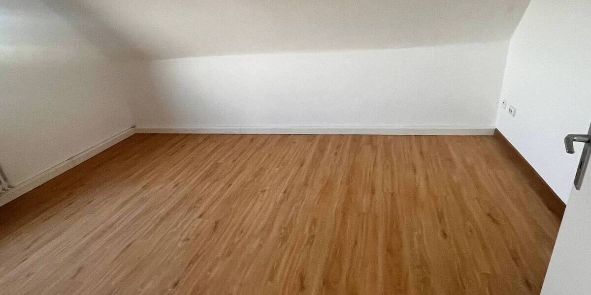 Etagenwohnung Solingen Solingen-Mitte - 4 Zimmer, 73 m&sup2;, 789&euro; | Angebot:26188076