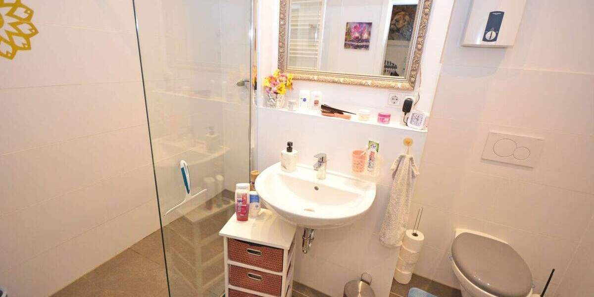 Mehrfamilienhaus, Wohnhaus Wesseling - 6 Zimmer, 162 m&sup2;, 420.000&euro; | Angebot:25475924