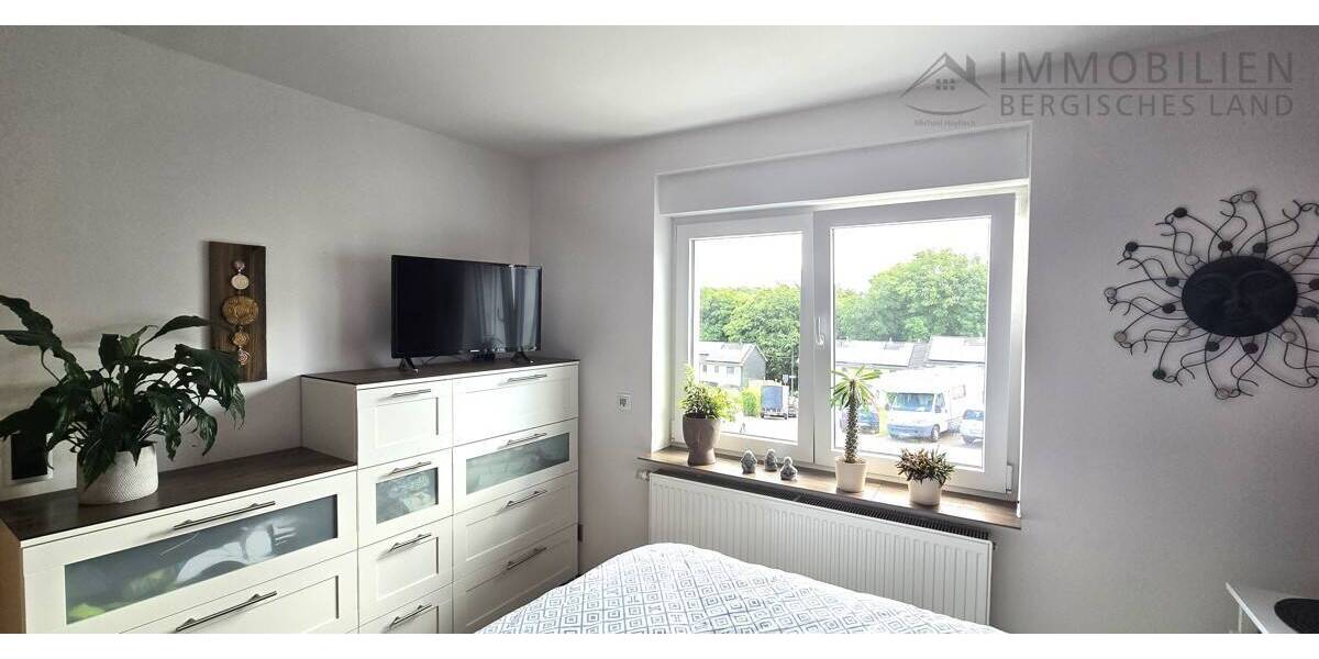 Reihenendhaus Hückeswagen Innenstadt - 4 Zimmer, 110 m&sup2;, 325.000&euro; | Angebot:21321687