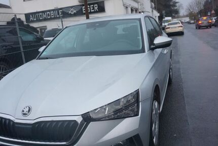 Skoda Scala 177.000 km 9.499 &euro; Köln 51143