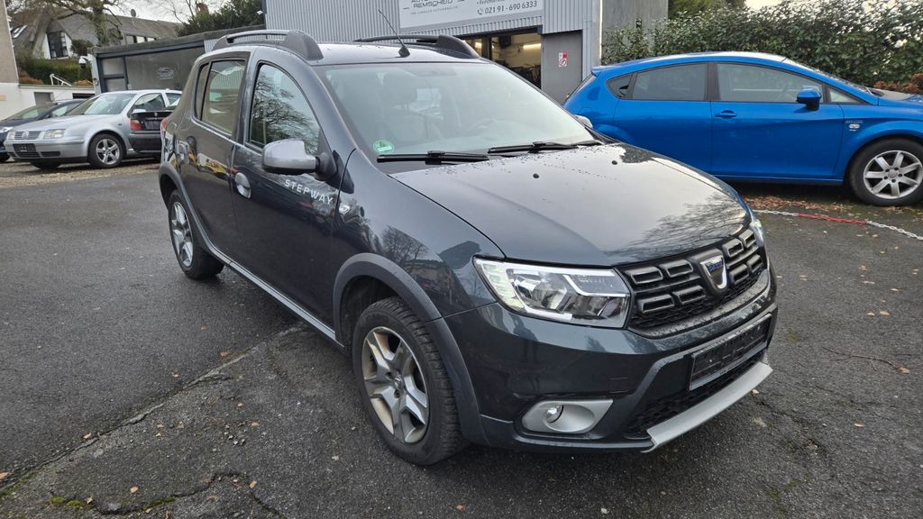 Dacia Sandero 93.500 km 8.990 € Remscheid 42859