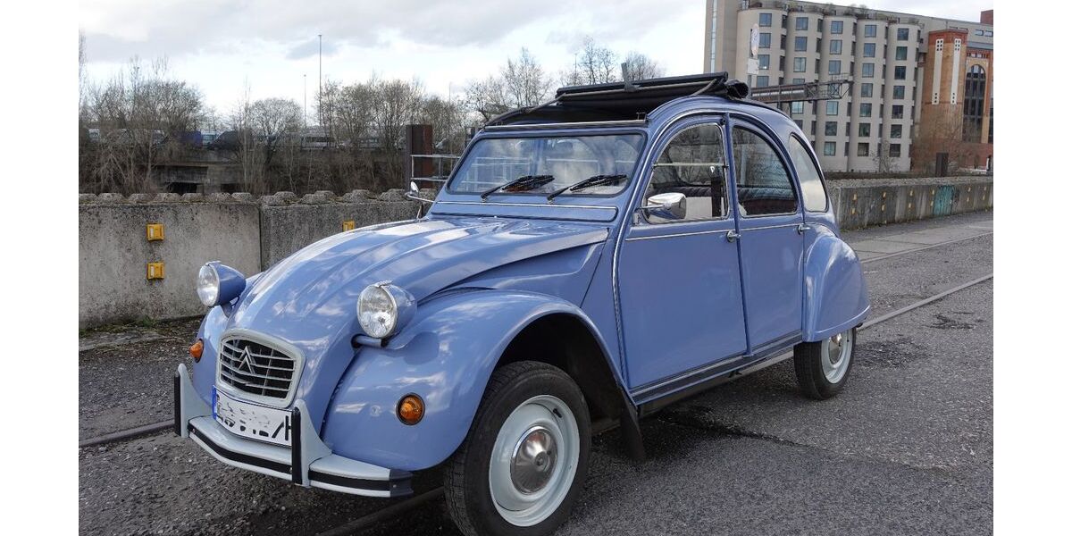 Citroen 2 CV 105.035 km 16.500 &euro; Düsseldorf 40477