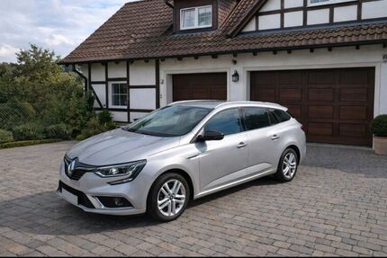 Renault Megane 38.235 km 11.700 &euro; Bergisch Gladbach 51429