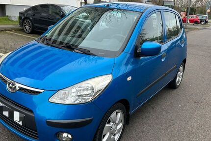 Hyundai i10 124.500 km 3.050 &euro; köln 50739