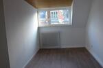 Dachgeschoßwohnung Düsseldorf Stadtbezirk 7 - 4 Zimmer, 96 m&sup2;, 1.200&euro; | Angebot:25478974