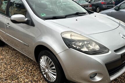 Renault Clio 64.900 km 5.400 € Leverkusen 51371