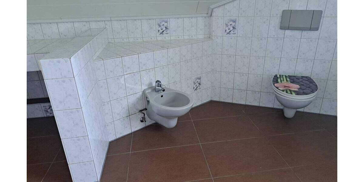 Mehrfamilienhaus, Wohnhaus Kürten - 7 Zimmer, 186 m&sup2;, 350.000&euro; | Angebot:20962648