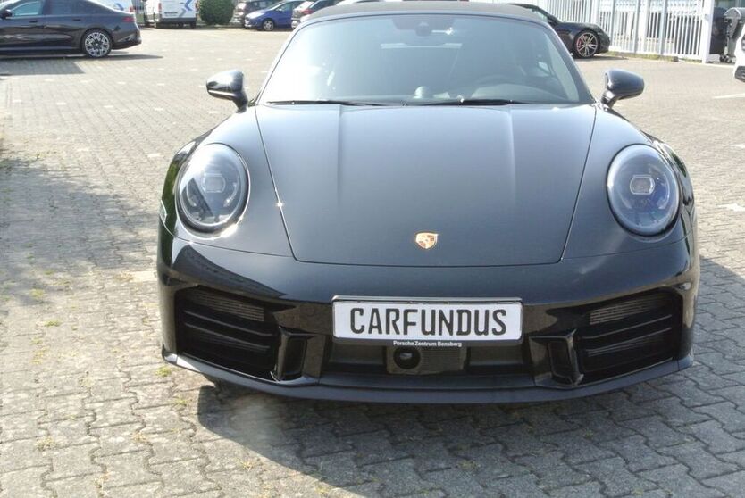 992