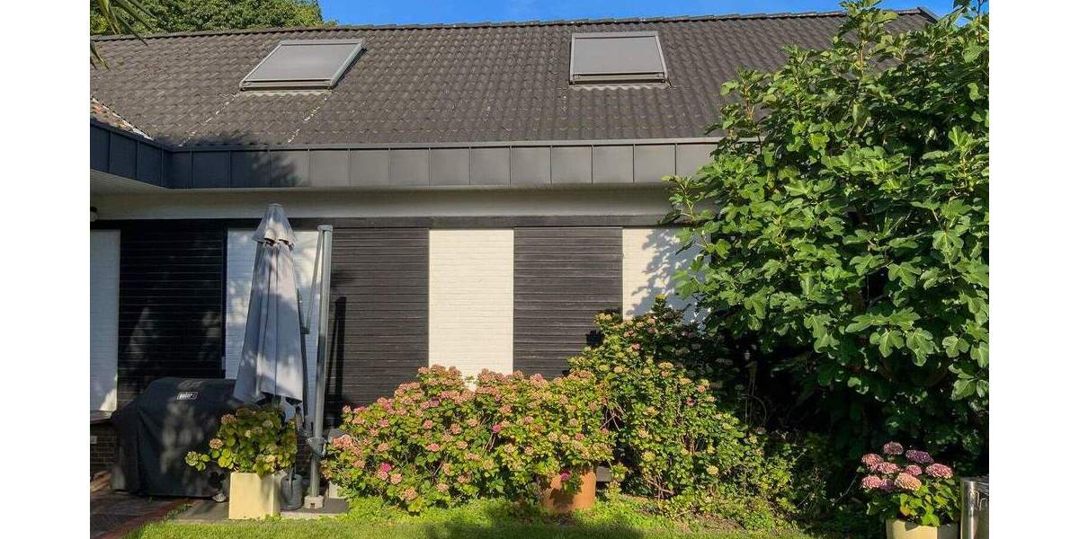 Luxuriöses Einfamilienhaus mit außergewöhnlichem Raumkonzept in Bestlage von Neuss-Selikum 9 zimmer