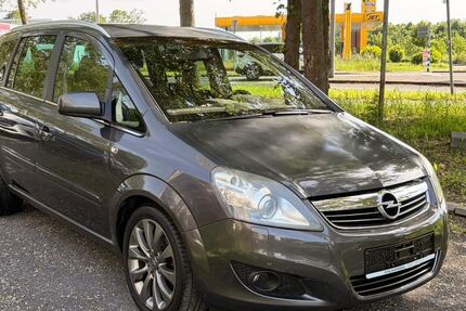 Opel Zafira 63.500 km 5.999 &euro; Köln 51107