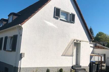 Haus Bergisch Gladbach Gronau - 4.5 Zimmer, 90 m&sup2;, 1.800&euro; | Angebot:26366027