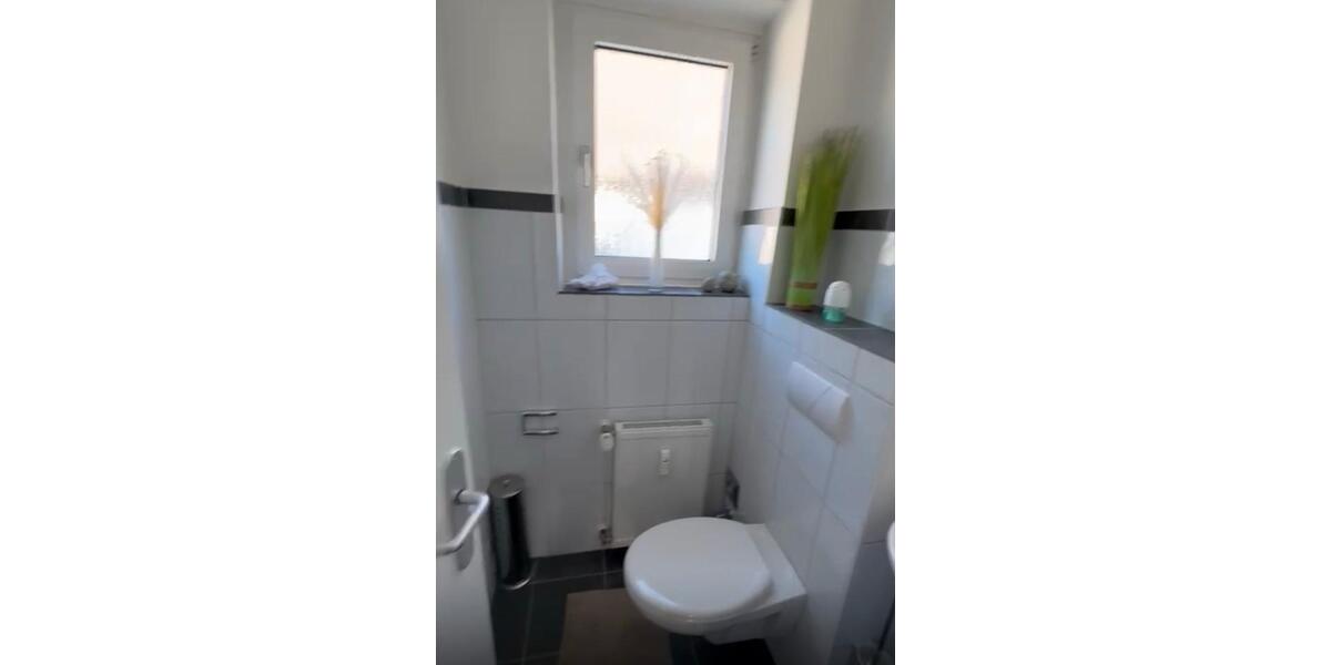 Etagenwohnung Remscheid Remscheid-Süd - 4 Zimmer, 124 m&sup2;, 1.700&euro; | Angebot:25047297