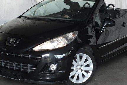 Peugeot 207 PLATINIUM LEDER KLIMAAUTOMATIK wenig Km 114.574 km 4.704 &euro; Köln 50858