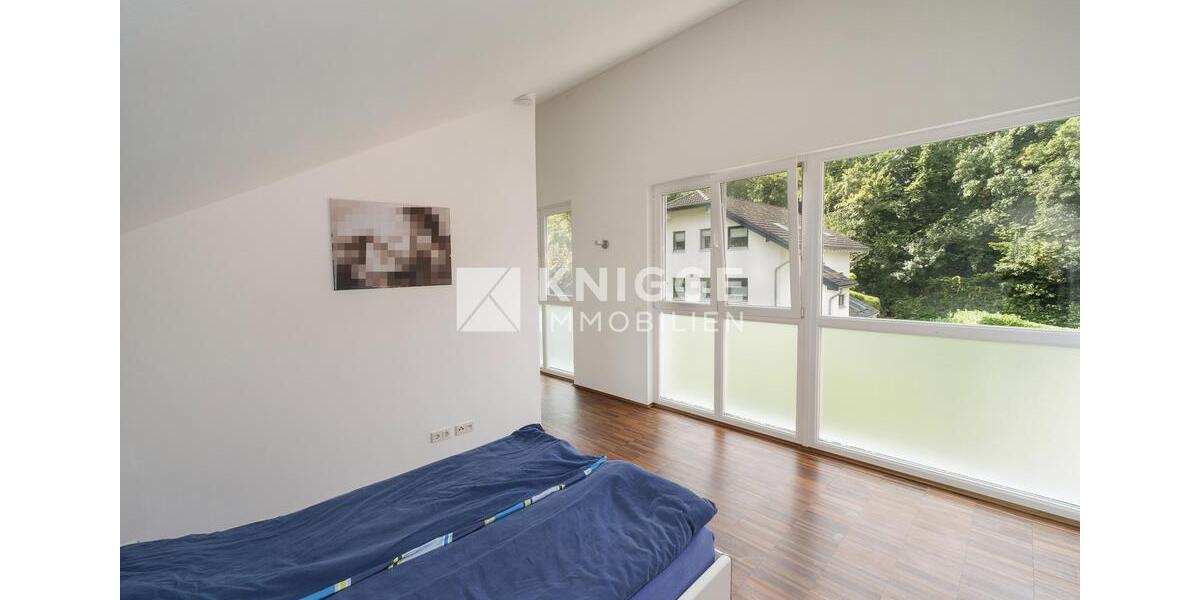 +++ 3439 - Architekten-Penthouse in begehrter Villenlage von GL-Hebborn +++ 4 zimmer