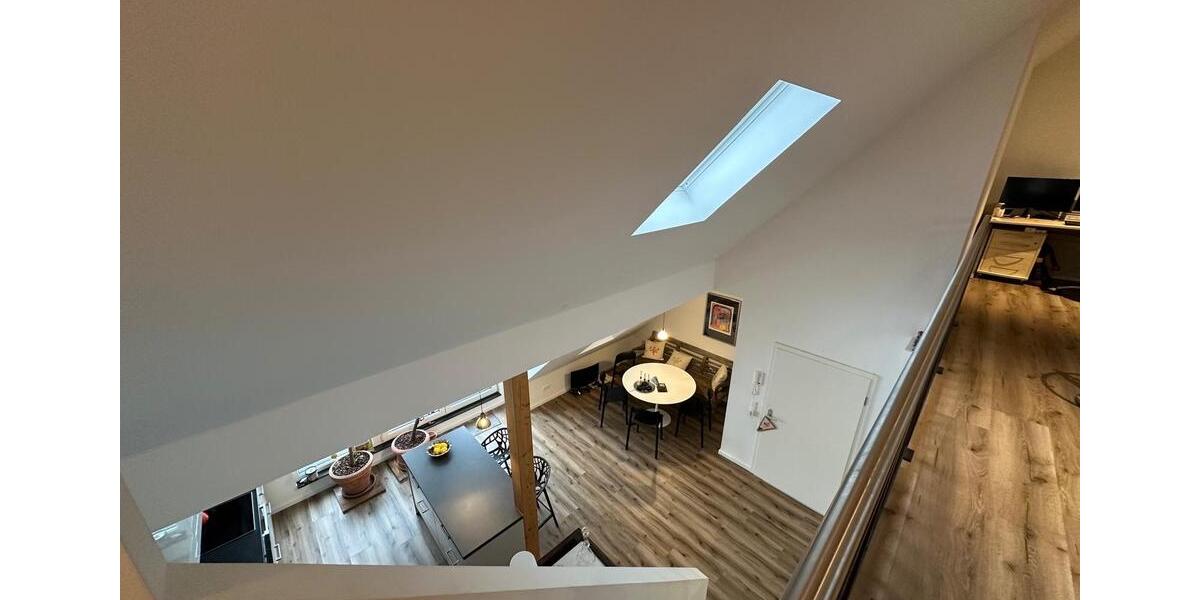 Dachgeschoßwohnung Hürth - 3 Zimmer, 103 m&sup2;, 1.580&euro; | Angebot:24619388