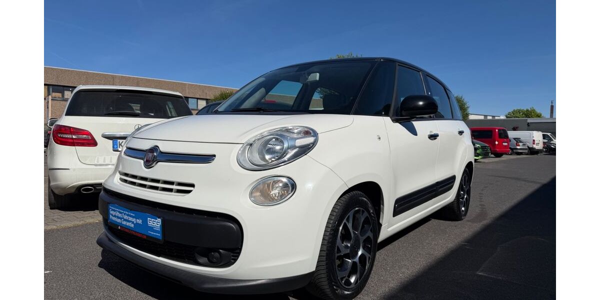Fiat 500L 151.909 km 8.990 &euro; Düsseldorf 40233