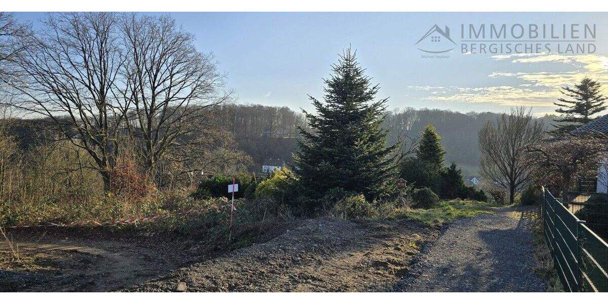 HIER KÖNNTE IHR WOHNTRAUM ENTSTEHEN - ATTRAKTIVES BAUGRUNDSTÜCK IN BELIEBTER LAGE zimmer