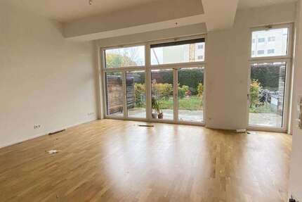 Wohnung zum Mieten in Berlin 1.987,40 € 99.37 m²