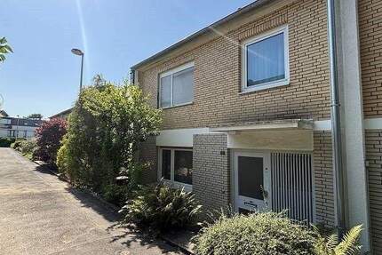 Einfamilien-Reiheneckhaus in elitärer Lage von Erkrath. 5 zimmer