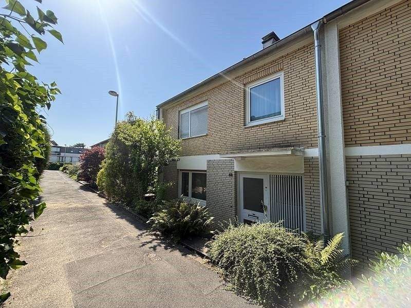 Einfamilien-Reiheneckhaus in elitärer Lage von Erkrath. 5 zimmer