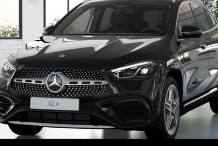 Mercedes-Benz GLA 200 9.900 km 49.490 &euro; Düsseldorf 40470