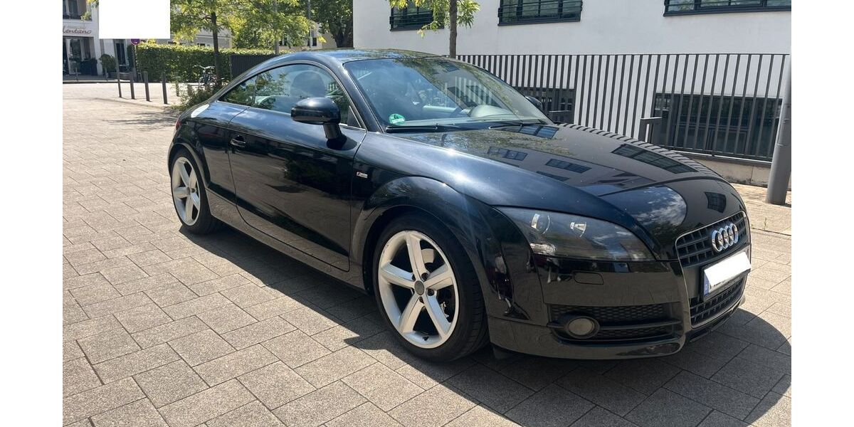Audi TT 105.000 km 10.750 &euro; Köln 50933
