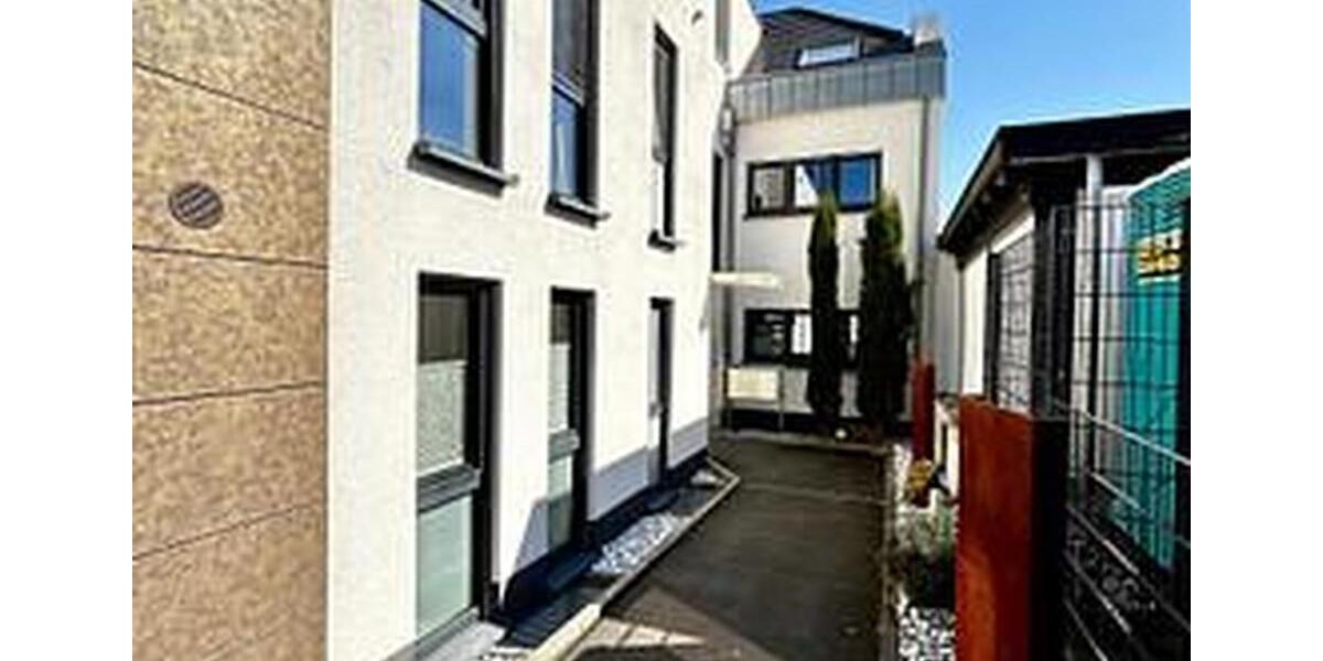 Einfamilienhaus Troisdorf Bergheim - 5.5 Zimmer, 226 m&sup2;, 2.489&euro; | Angebot:25384516