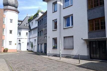 Altersgerechte EG Wohnung, eigene Garten Neuss City zu verkaufen 4 zimmer