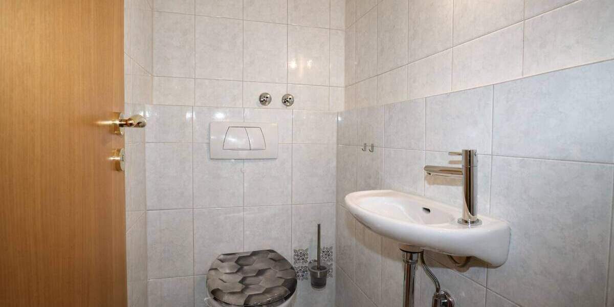 Etagenwohnung Neuss Stadionviertel - 3 Zimmer, 78 m&sup2;, 275.000&euro; | Angebot:25689677