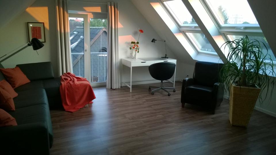 Dachgeschoßwohnung Düsseldorf Stadtbezirk 8 - 1 Zimmer, 35 m&sup2;, 650&euro; | Angebot:25612762