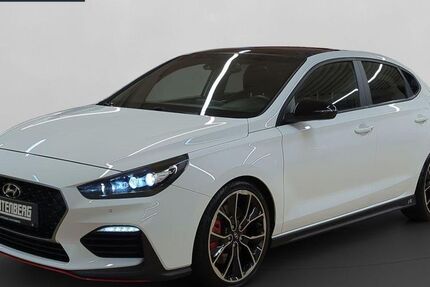 Hyundai i30 53.500 km 23.750 &euro; Leverkusen 51381