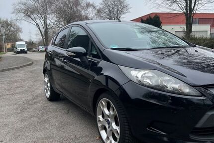 Ford Fiesta 178.000 km 4.100 &euro; Leverkusen 51371