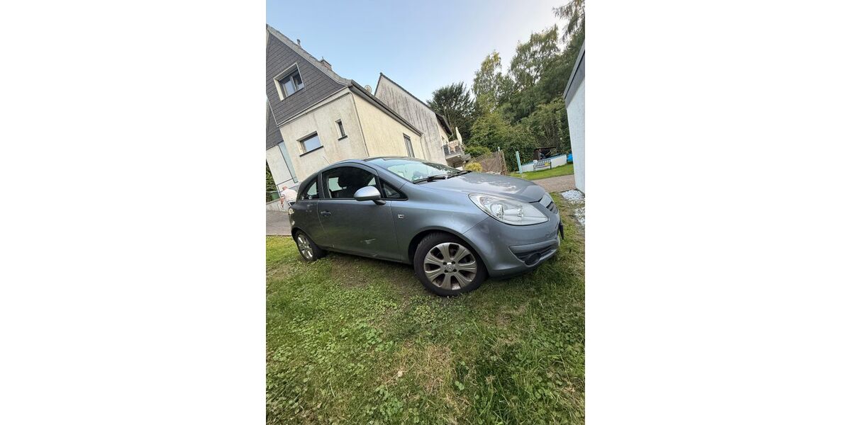 Opel Corsa 92.500 km 2.500 &euro; Overath 51491
