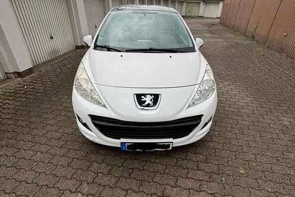 Peugeot 207 145.125 km 5.450 € Leverkusen 51373