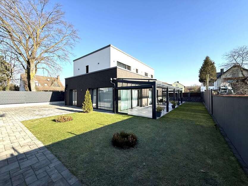 Haus zum Kaufen in Köln 1.950.000 € 280 m²