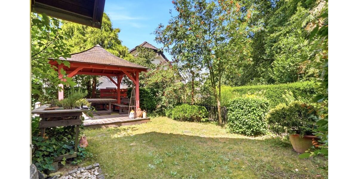 Idylle in Lohmar - Freistehendes Einfamilienhaus mit besonderer Architektur und lichtdurchfluteten Räumlichkeiten! - Einfamilienhaus Lohmar | Angebot:27107864