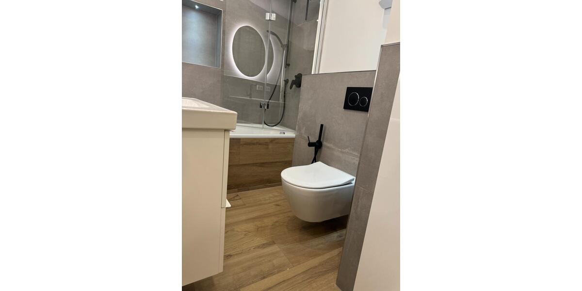 Luxuriöse und kernsanierte 2 Zimmer Wohnung 2 zimmer